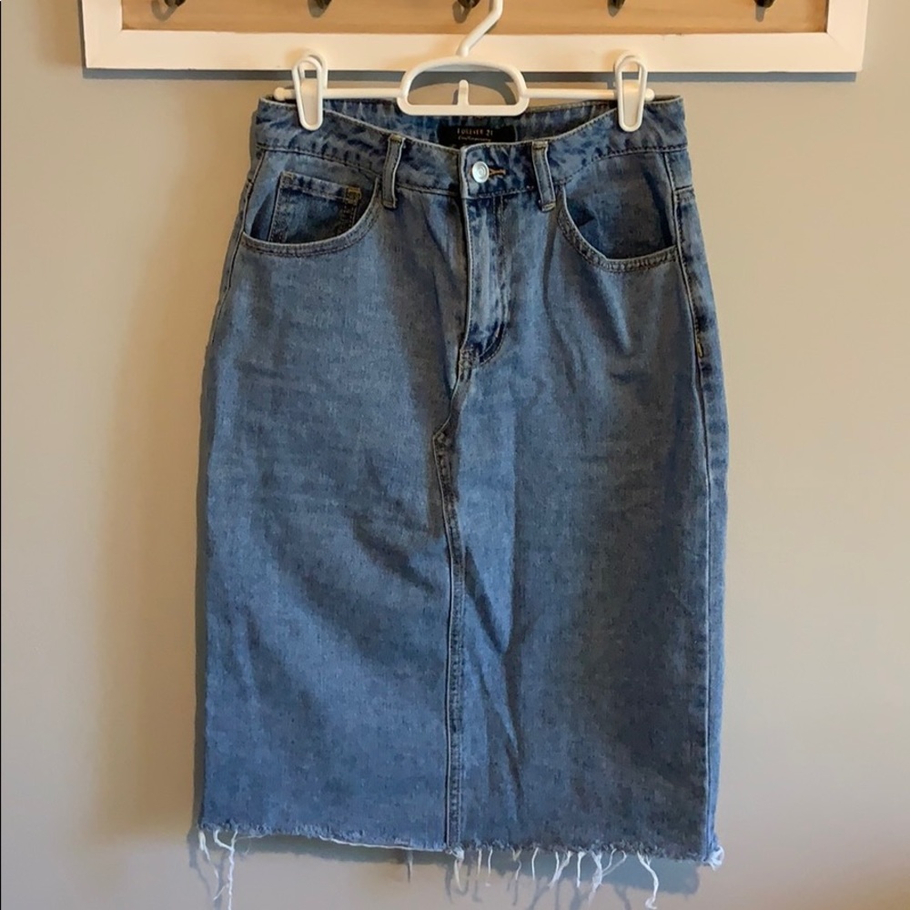 Forever 21 Knee Length Denim Skirt